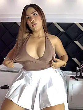 Lunara Vall online show from March 2026 04:08:01 AM