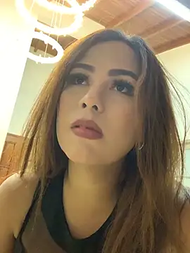 Lunara Vall online show from February 2026 03:28:01 AM