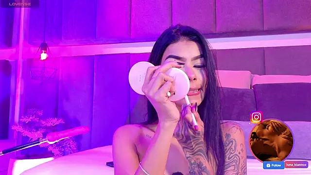 luna blannco online show from March 2026 03:00:01 PM