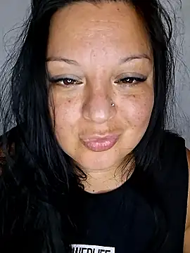 Snapshot of Trinity_033 chatting on January 2026 05:44:01 AM Trinity 033 online show from January 2026 05:44:01 AM