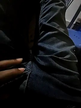 SHARIF12123 online show from February 2026 03:47:01 PM