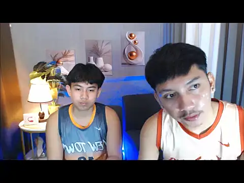 dylan hardfucker online show from April 2026 02:35:01 AM