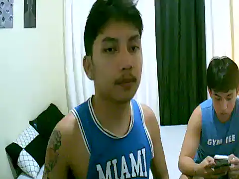 Snapshot of dylan_hardfucker chatting on May 2026 04:21:01 PM dylan hardfucker online show from May 2026 04:21:01 PM