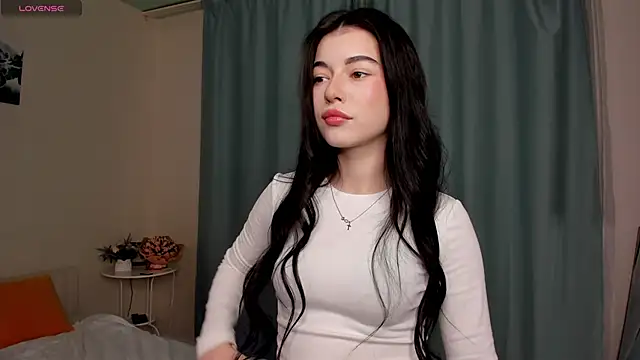 LisaColee online show from April 2026 07:42:02 PM