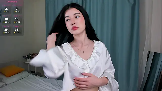 LisaColee online show from April 2026 09:10:02 PM