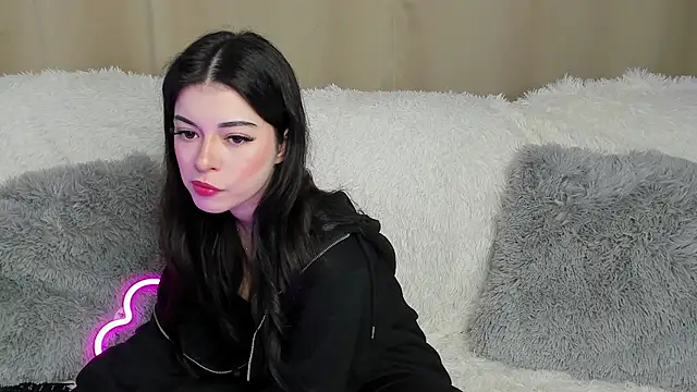 Snapshot of LisaColee chatting on June 2026 08:14:02 PM LisaColee online show from June 2026 08:14:02 PM