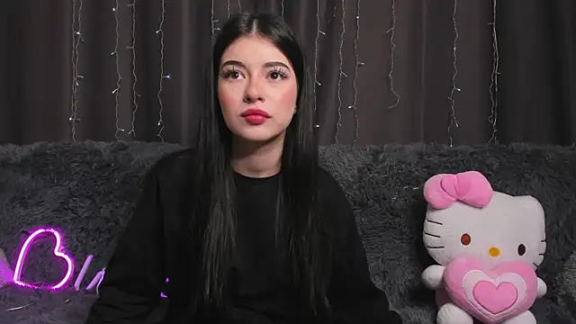 LisaColee online show from June 2026 01:12:02 PM