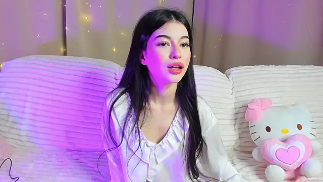 LisaColee online show from June 2026 06:19:02 PM
