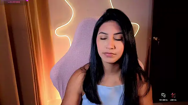 Snapshot of chloebum_ chatting on December 2025 11:03:01 AM chloebum online show from December 2025 11:03:01 AM