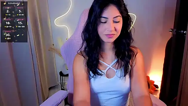 chloebum  online show from February 2026 11:04:02 AM