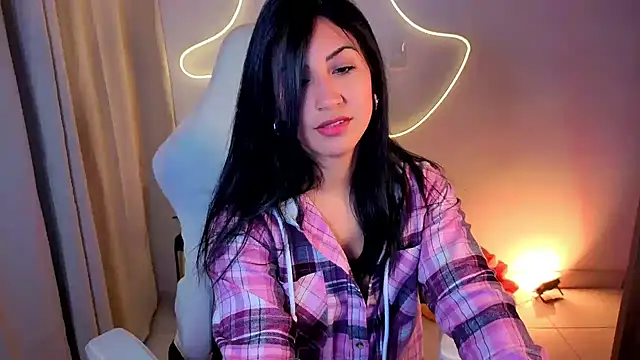 chloebum  online show from January 2026 11:14:01 AM