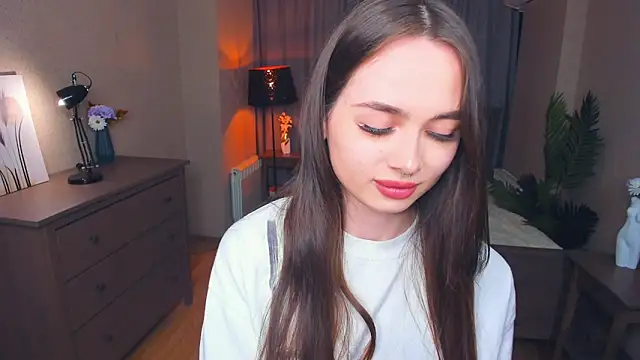 YvonneRobes online show from February 2026 07:21:02 PM