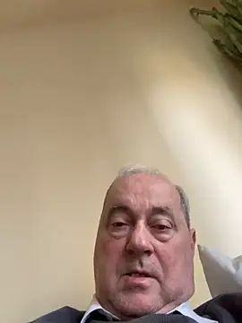 csikar online show from April 2026 10:00:02 AM