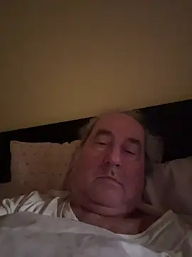 csikar online show from March 2026 10:38:02 PM