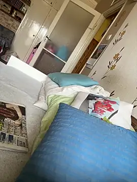 csikar online show from March 2026 02:40:02 PM