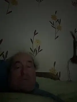 csikar online show from February 2026 10:33:02 PM