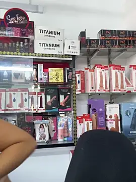 lunaluxury22 online show from March 2026 01:27:02 PM