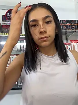 lunaluxury22 online show from April 2026 12:54:01 PM