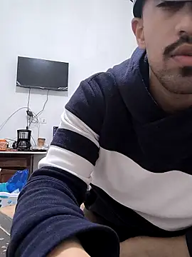 twinkarabboy online show from April 2026 03:13:01 PM