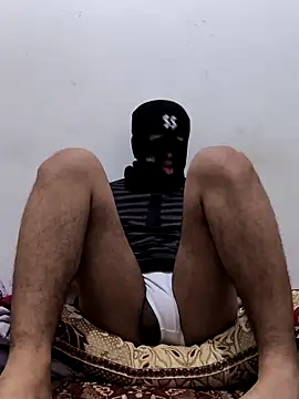twinkarabboy online show from February 2026 12:32:01 PM