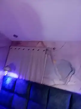 Victoria01  online show from February 2026 02:53:01 AM