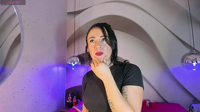 Victoria01  online show from March 2026 11:26:01 PM