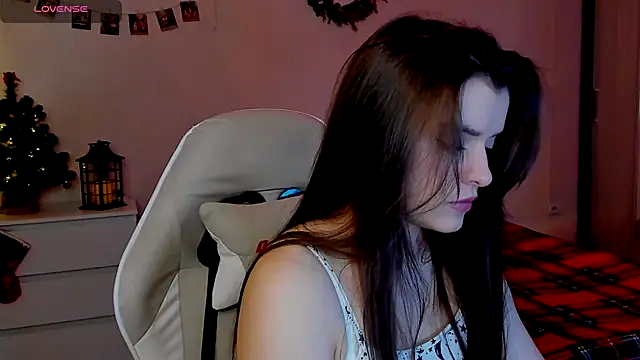  Valleria  online show from January 2026 06:25:01 PM