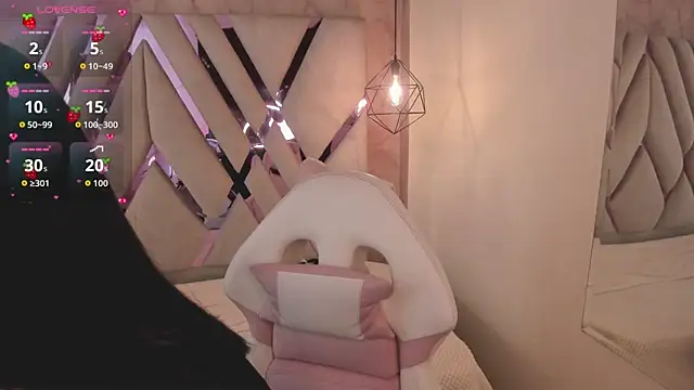 Snapshot of Lovely-martina chatting on February 2026 12:34:02 PM Lovely-martina online show from February 2026 12:34:02 PM