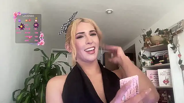 Snapshot of isa_fox_23 chatting on January 2026 08:04:02 PM isa fox 23 online show from January 2026 08:04:02 PM