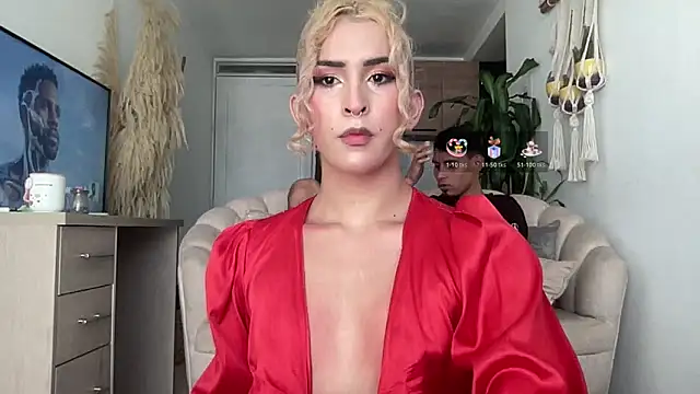 Snapshot of isa_fox_23 chatting on June 2026 01:20:02 PM isa fox 23 online show from June 2026 01:20:02 PM