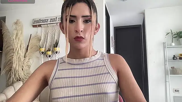 Snapshot of isa_fox_23 chatting on May 2026 01:21:01 PM isa fox 23 online show from May 2026 01:21:01 PM