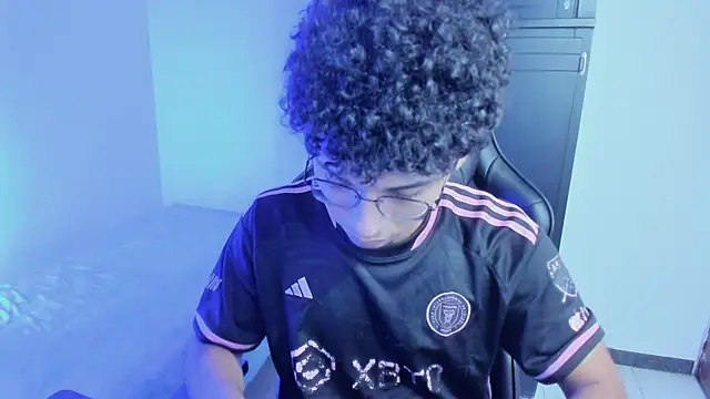 LukeMarshall online show from December 2025 07:25:01 AM