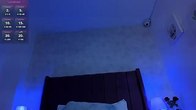 Yuliana-ambell online show from May 2026 09:45:01 PM