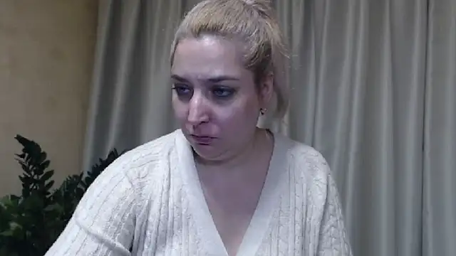Snapshot of sweetpussy13 chatting on February 2025 10:28:02 AM sweetpussy13 online show from February 2025 10:28:02 AM