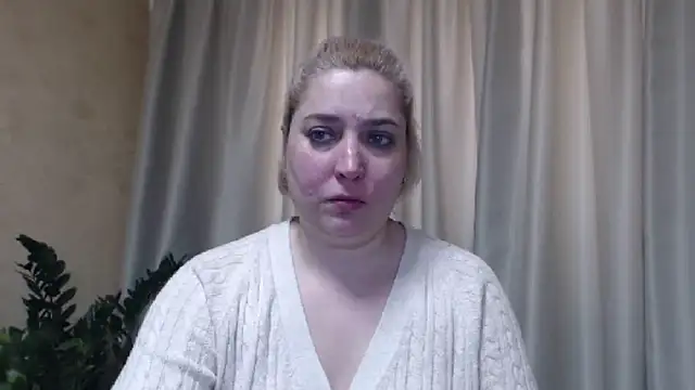 Snapshot of sweetpussy13 chatting on February 2025 07:22:01 AM sweetpussy13 online show from February 2025 07:22:01 AM