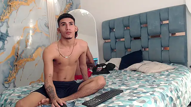 DIAMOND BLACKS online show from April 2026 07:45:01 AM