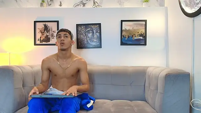 DIAMOND BLACKS online show from February 2026 07:27:02 AM