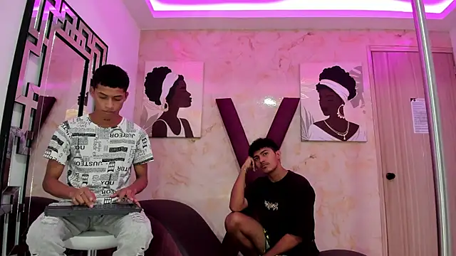 DIAMOND BLACKS online show from December 2025 07:21:01 AM