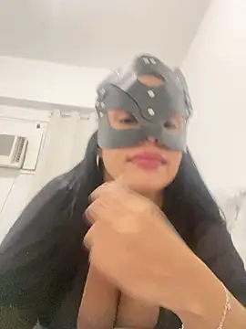 Anna2026  online show from February 2026 10:16:02 PM