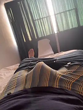 Rogerdn online show from December 2025 10:04:01 PM