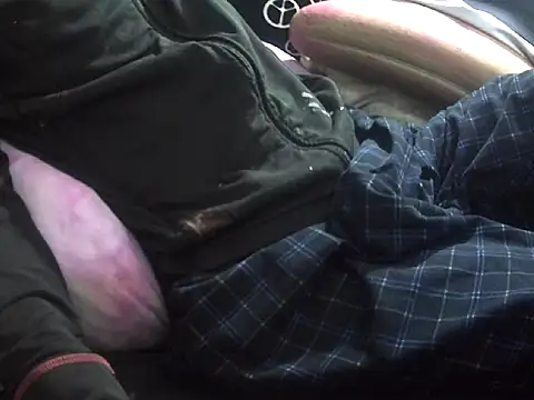 jordanOvando online show from December 2025 09:17:02 PM