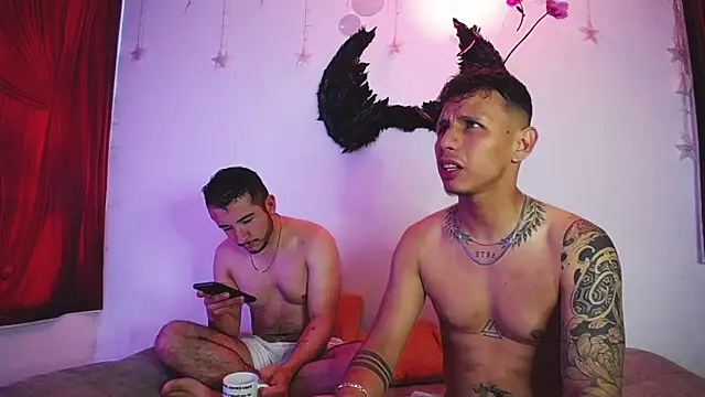 Snapshot of Noha_and_Iam chatting on April 2026 12:21:02 PM Noha and Iam online show from April 2026 12:21:02 PM