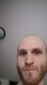 Snapshot of Sunny-Honey chatting on December 2025 01:48:02 PM Sunny-Honey online show from December 2025 01:48:02 PM