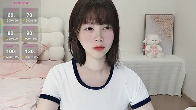 Snapshot of Anna-2005 chatting on June 2026 05:13:01 AM Anna-2005 online show from June 2026 05:13:01 AM