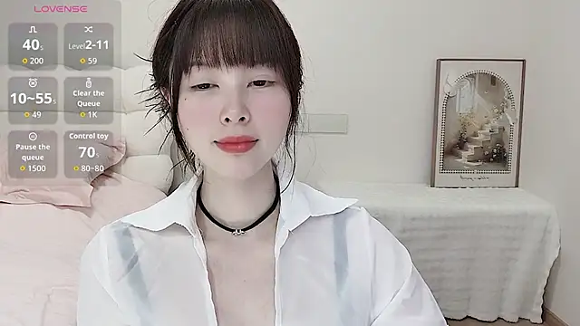 Anna-2005 online show from June 2026 02:33:01 PM