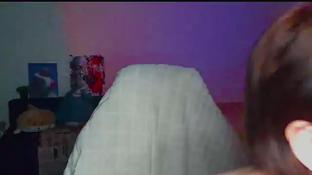 Snapshot of SonyaDew chatting on December 2025 03:17:01 PM SonyaDew online show from December 2025 03:17:01 PM