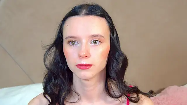 ArinaKubrick online show from January 2026 04:35:02 PM