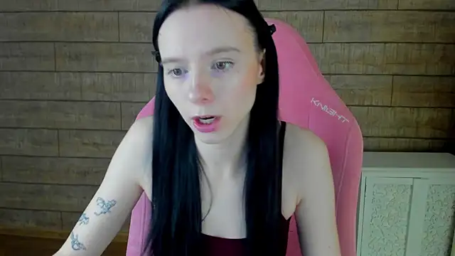 ArinaKubrick online show from March 2026 04:29:01 PM