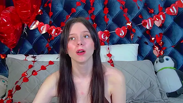 ArinaKubrick online show from February 2026 04:15:01 PM