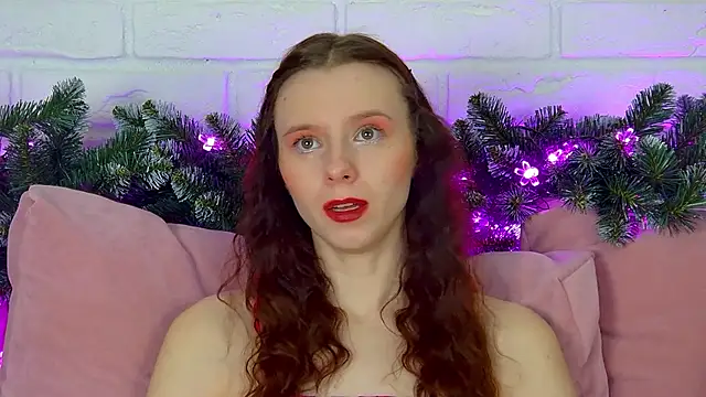 ArinaKubrick online show from December 2025 04:31:01 PM